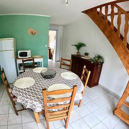 Maison *